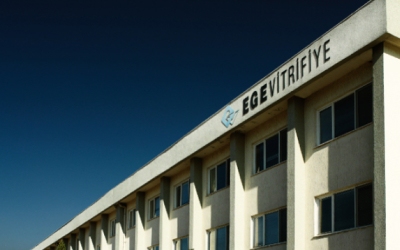 Ege Vitrifiye kuruldu ve 1997 yılında üretime başladı.